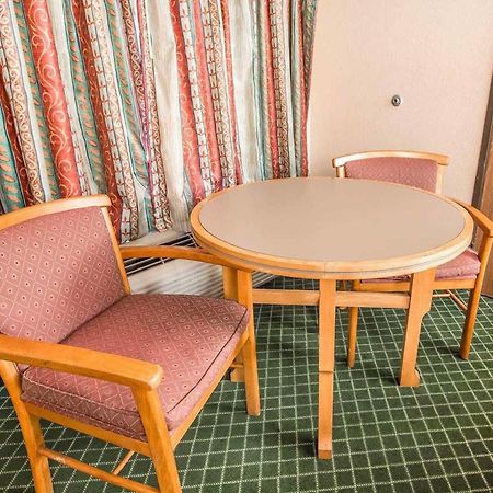 Econo Lodge Pooler - Savannah I-95 ภายนอก รูปภาพ