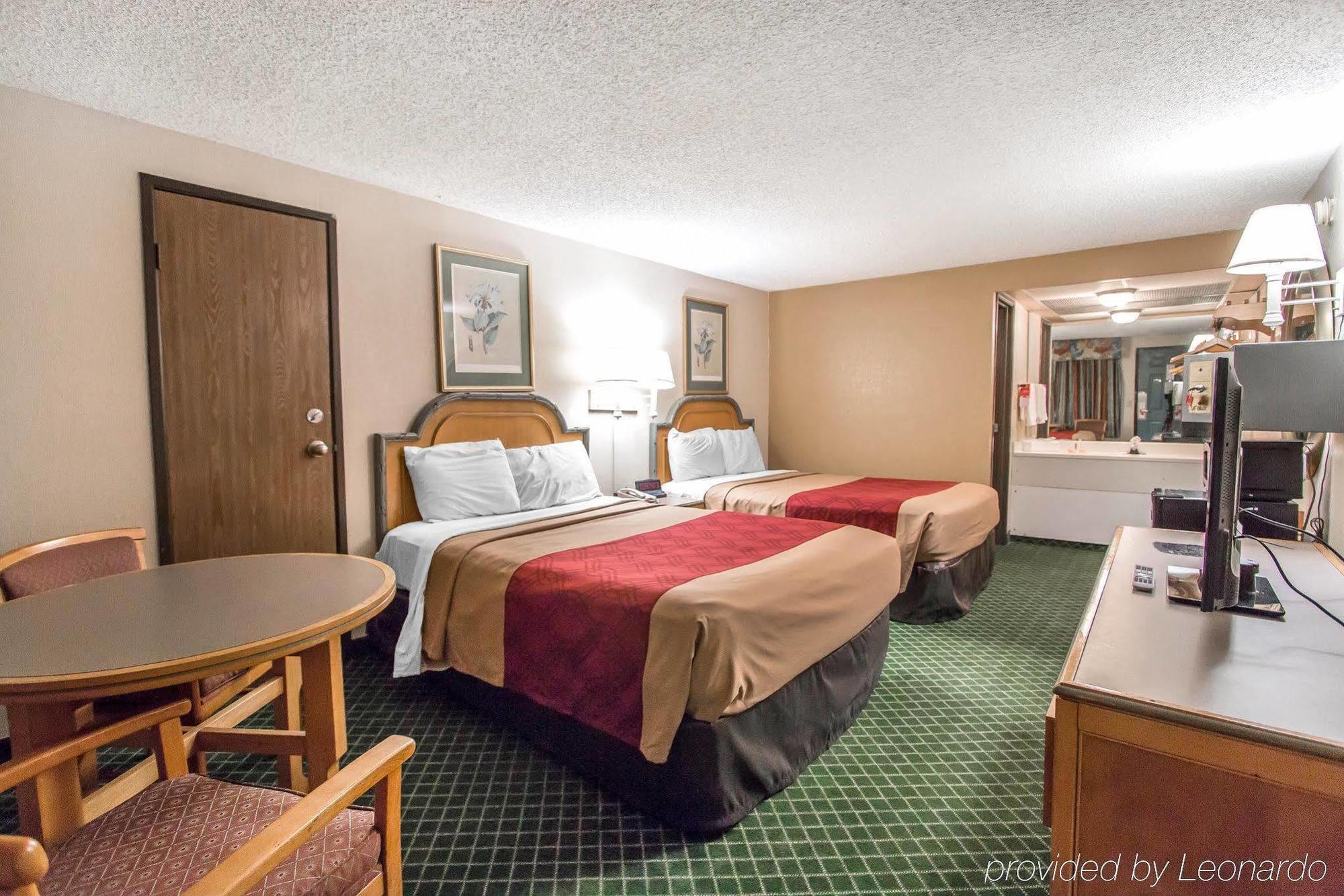 Econo Lodge Pooler - Savannah I-95 ภายนอก รูปภาพ