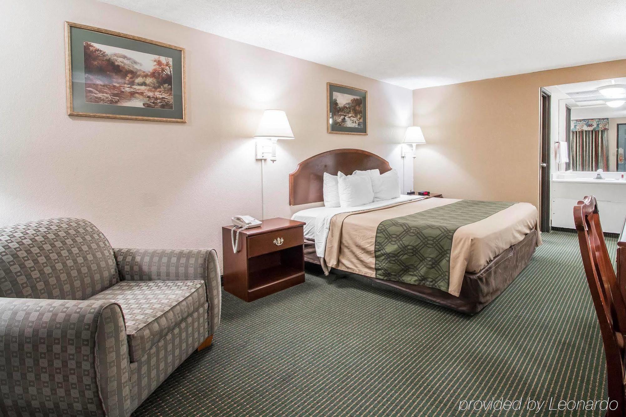 Econo Lodge Pooler - Savannah I-95 ภายนอก รูปภาพ