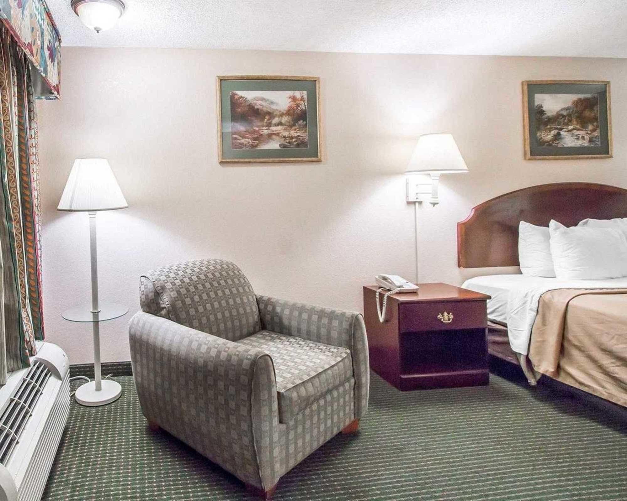 Econo Lodge Pooler - Savannah I-95 ภายนอก รูปภาพ