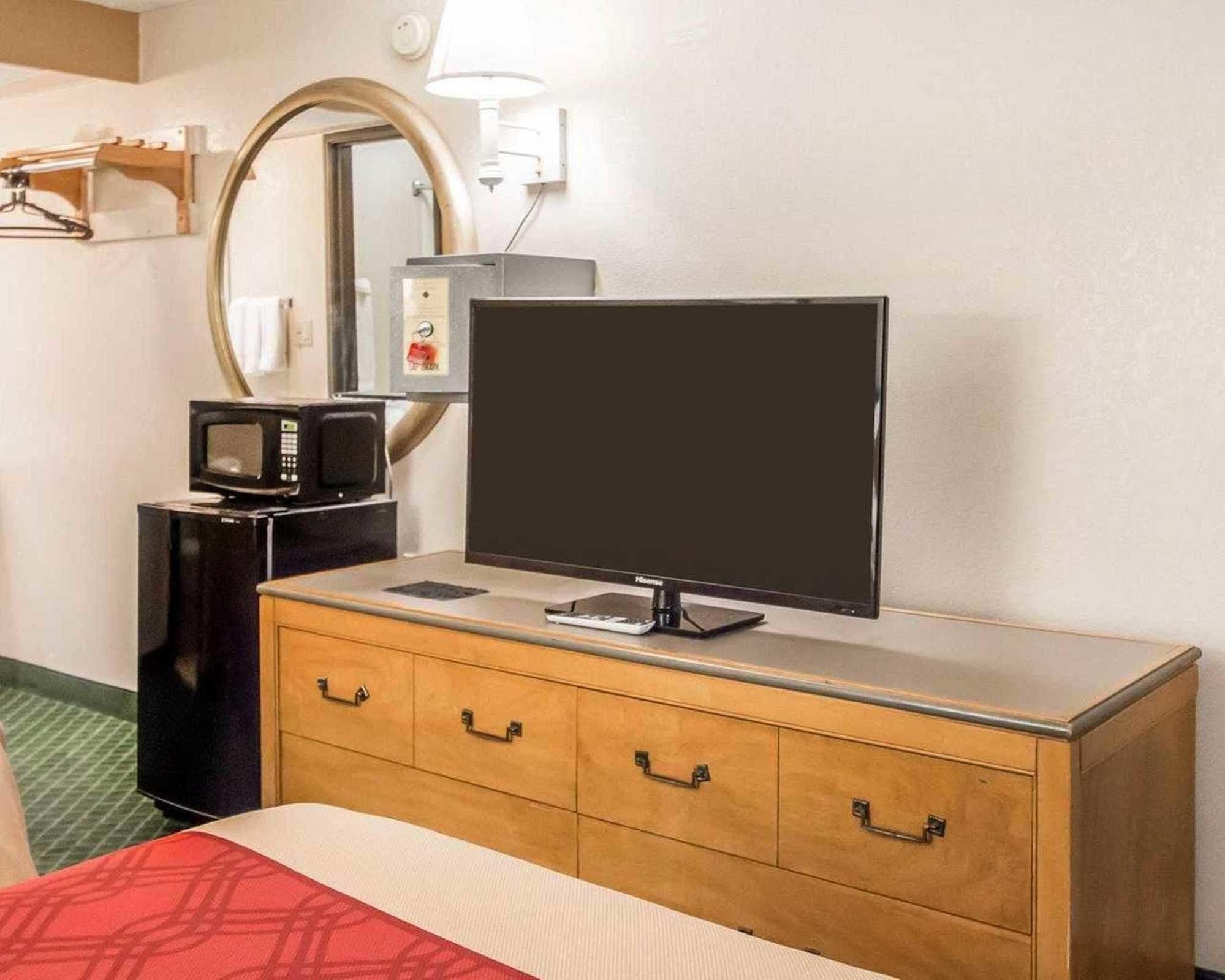 Econo Lodge Pooler - Savannah I-95 ภายนอก รูปภาพ